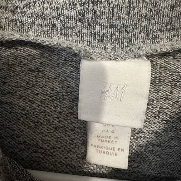 H&M Grey Turtleneck - Picture 2 of 4